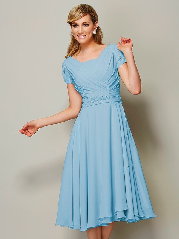 Classic Bateau Short Sleeves Ruffles Short Chiffon Bridesmaid Dresses