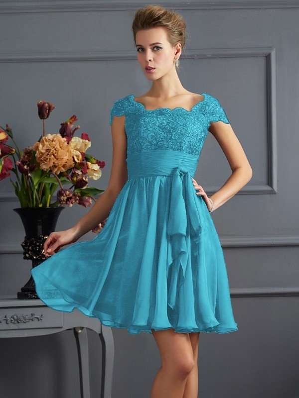 Classy Short Sleeves Lace Short Chiffon Bridesmaid Dresses