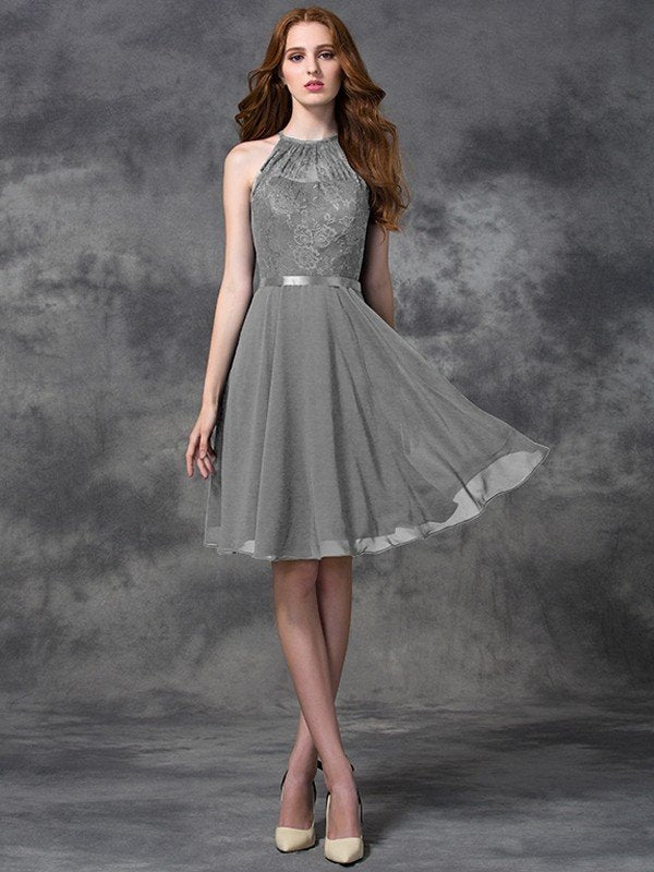Elegant Halter Lace Sleeveless Short Chiffon Bridesmaid Dresses
