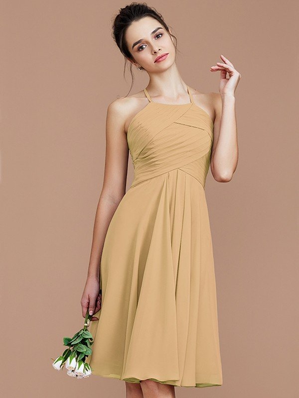 Elegant Halter Sleeveless Short/Mini Chiffon Bridesmaid Dresses