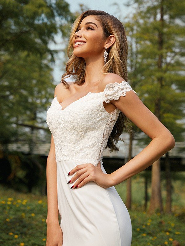 Elegant Lace Off-the-Shoulder Sleeveless Bridesmaid Dresses