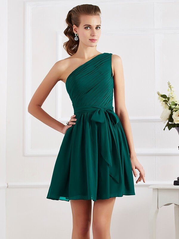 Elegant Pleats One Shoulder Sleeveless Short Chiffon Bridesmaid Dresses