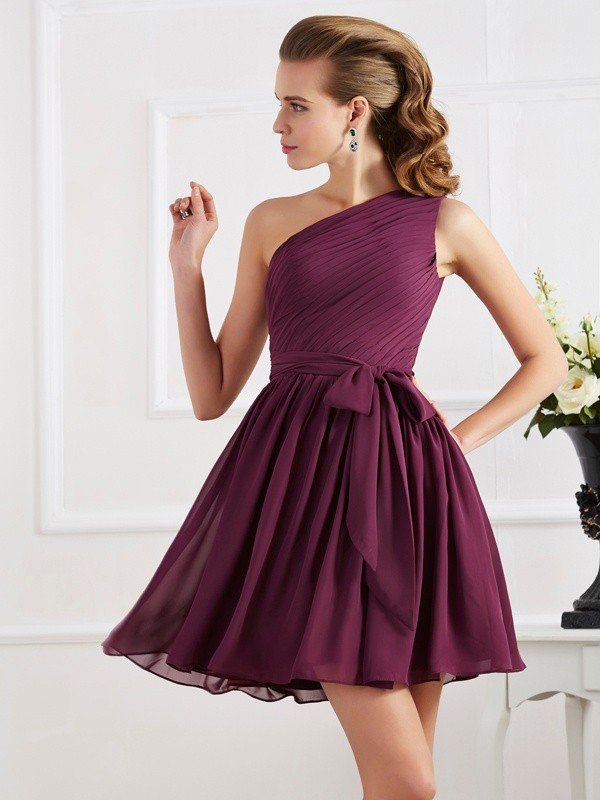 Elegant Pleats One Shoulder Sleeveless Short Chiffon Bridesmaid Dresses