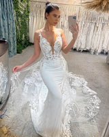 Amazing Long White V-neck Spaghetti Straps Mermaid Sleeveless Wedding Dress With Lace-Dbrbridal