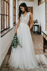 Casual Wedding Dress Tulle A-line Chic V-Neck Sleeveless Lace Long Bridal Gowns-Dbrbridal