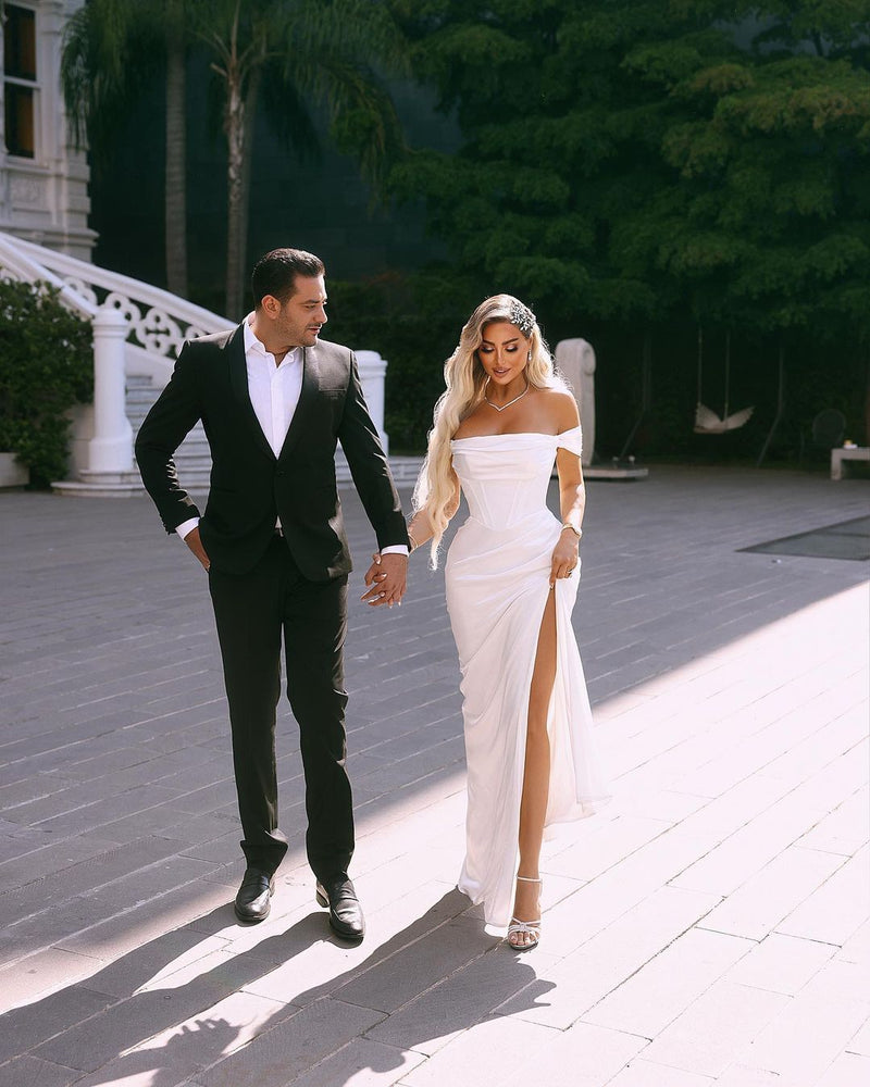 Classy Long Off-the-Shoulder Bridal Gown Slit Online-Dbrbridal