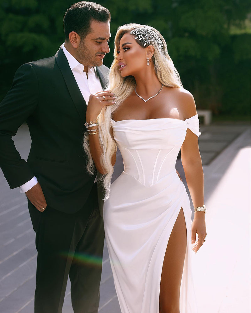 Classy Long Off-the-Shoulder Bridal Gown Slit Online-Dbrbridal