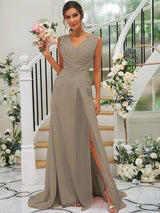 Fabulous Chiffon V-neck Sleeveless Bridesmaid Dresses-Dbrbridal