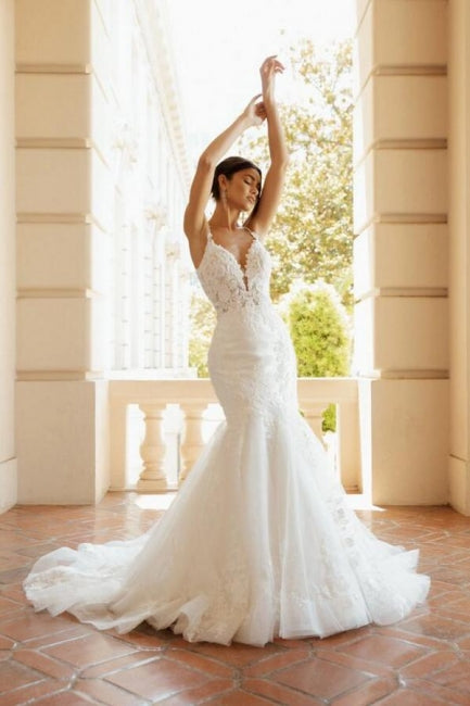 Fabulous Long Mermaid V-neck Spaghetti Straps Wedding Dresses with Lace-Dbrbridal