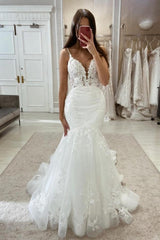 Fabulous Long Mermaid V-neck Spaghetti Straps Wedding Dresses with Lace-Dbrbridal