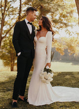 Long Sleeve Wedding Dress Elegant Sweetheart Neckline-Dbrbridal