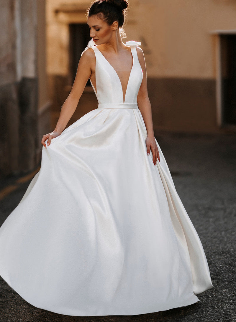 Sleek Ball-Gown Satin V-Neck Wedding Dresses-Dbrbridal