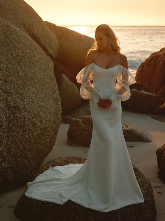 Strapless Flutter Sleeves Mermaid Fitted Wedding Dress-Dbrbridal