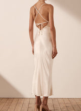 Tea-Length Open Back Mermaid Fitted Wedding Dresses Silk Like Satin-Dbrbridal