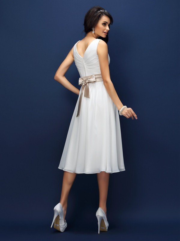 V-Neck Elegant Pleats Sleeveless Short Chiffon Bridesmaid Dresses-Dbrbridal